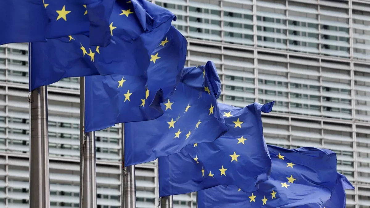 EU unlocks €90 billion Ukraine aid, tightens sanctions on Russia