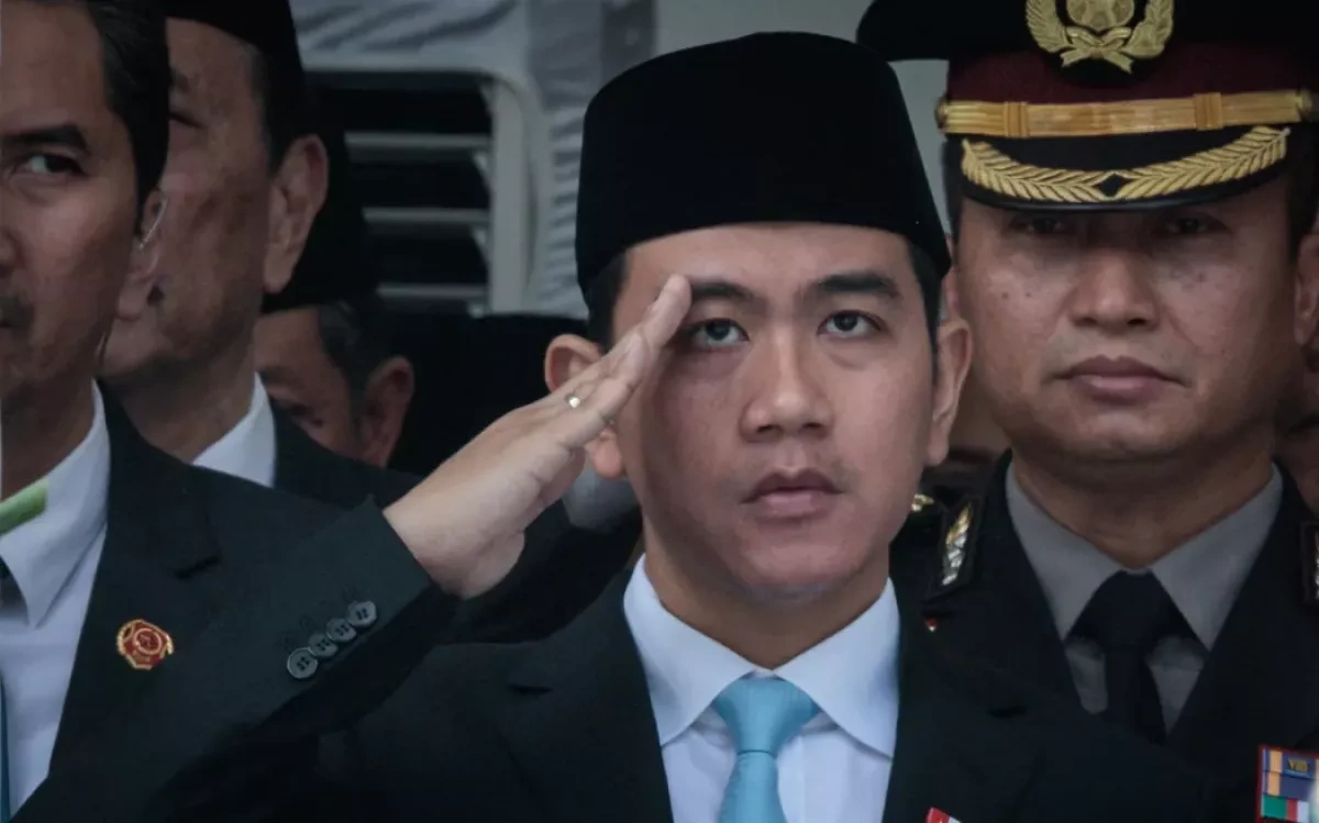 Indonesia VP cancels Papua visit after aircraft shooting by militants PHOTO/VIDEO