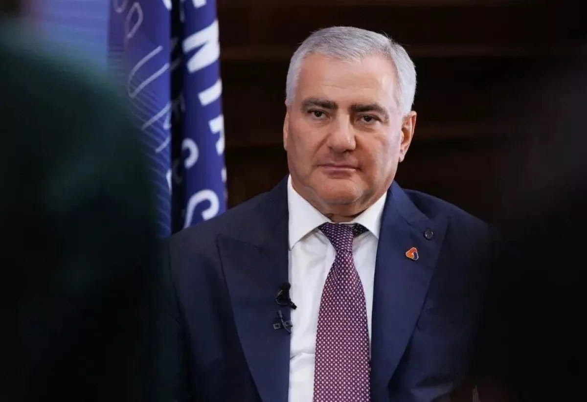 Armenian posecutors seek extension of house arrest for oligarch Karapetyan
