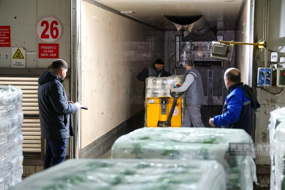 Azerbaijan sends 82 tons of aid to Iran ahead of Novruz holiday photo