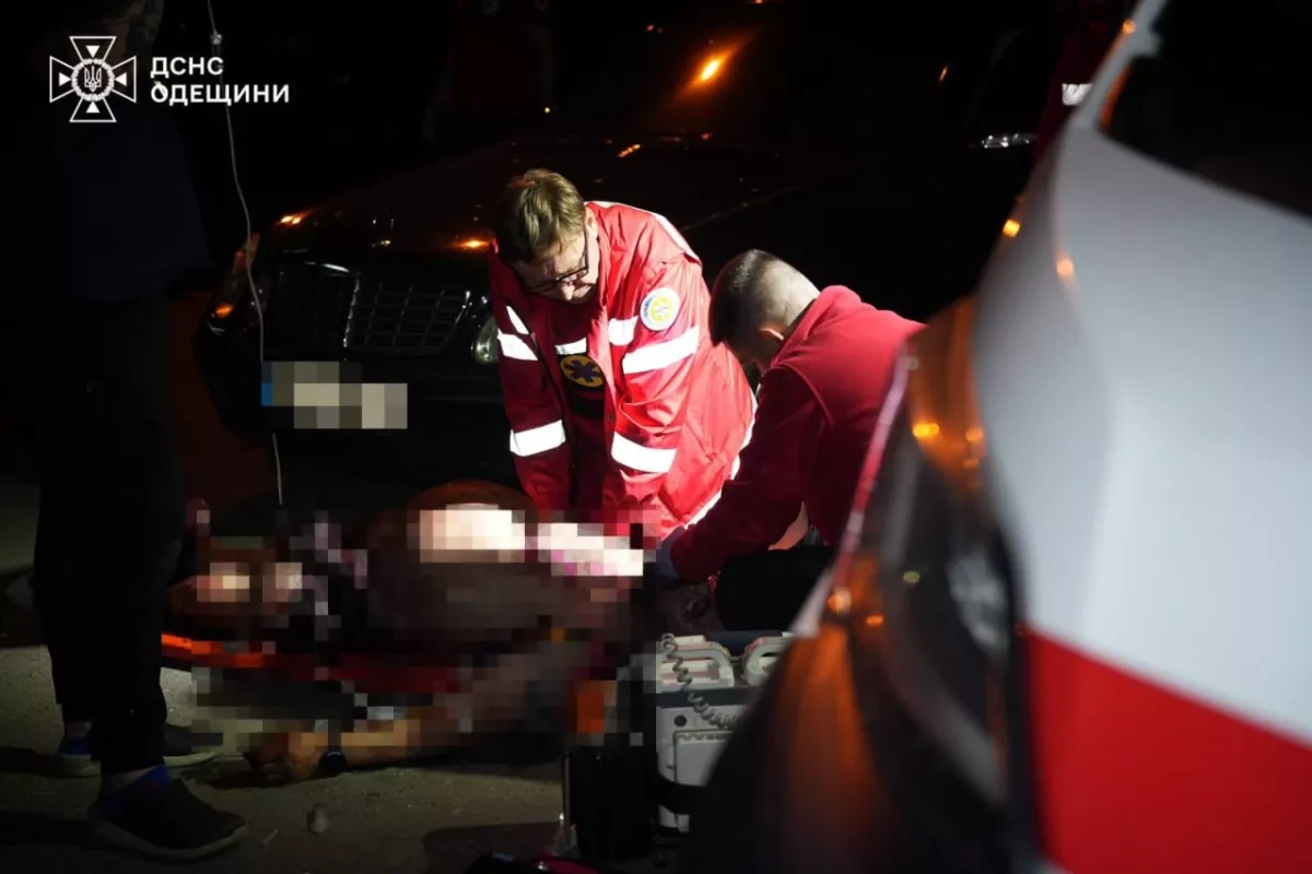 Russian attack on Odesa kills one, injures three PHOTO