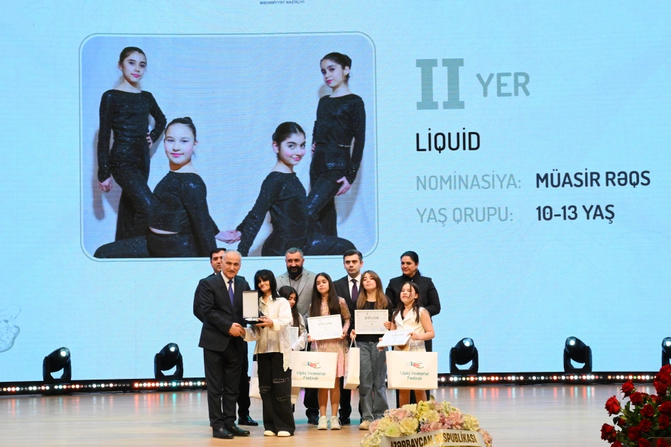 Heydar Aliyev Foundation VP Leyla Aliyeva and Alena Aliyeva attend awarding ceremony of Children’s Art Contest (PHOTO)