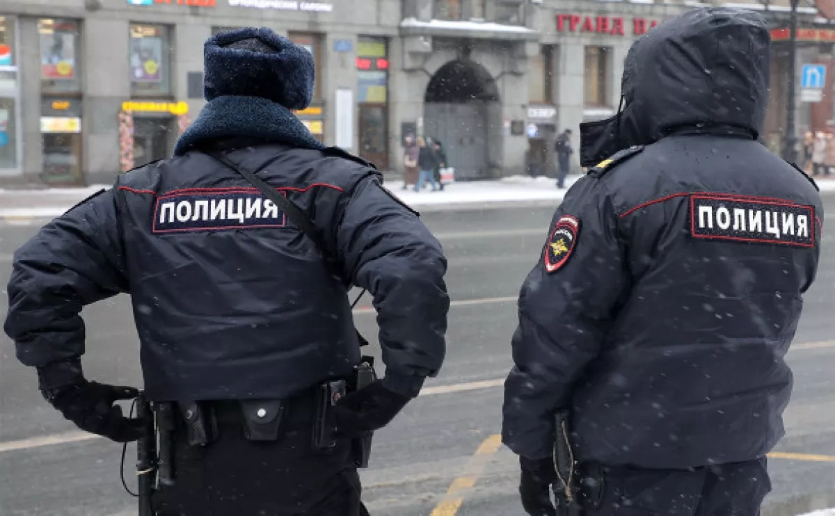 Moscow bus-stop dispute ends in gunfire, leaving three injured