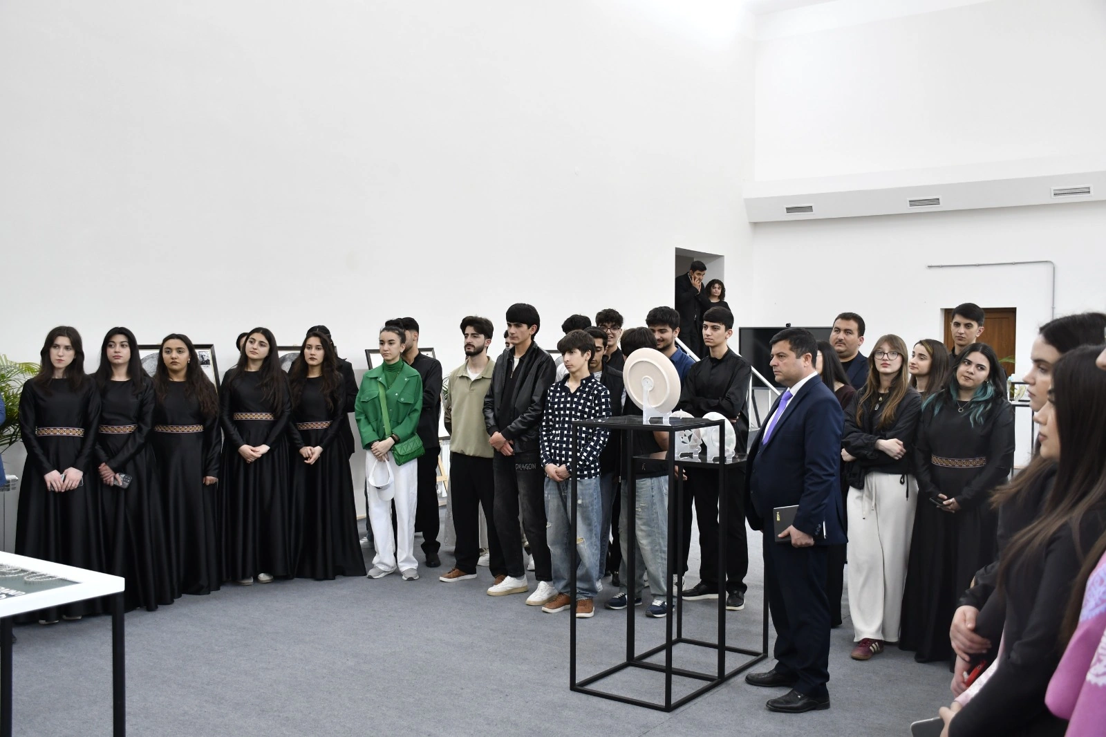 Azerbaijan's Khankendi hosts presentation and exhibition on cultural heritage (PHOTO)