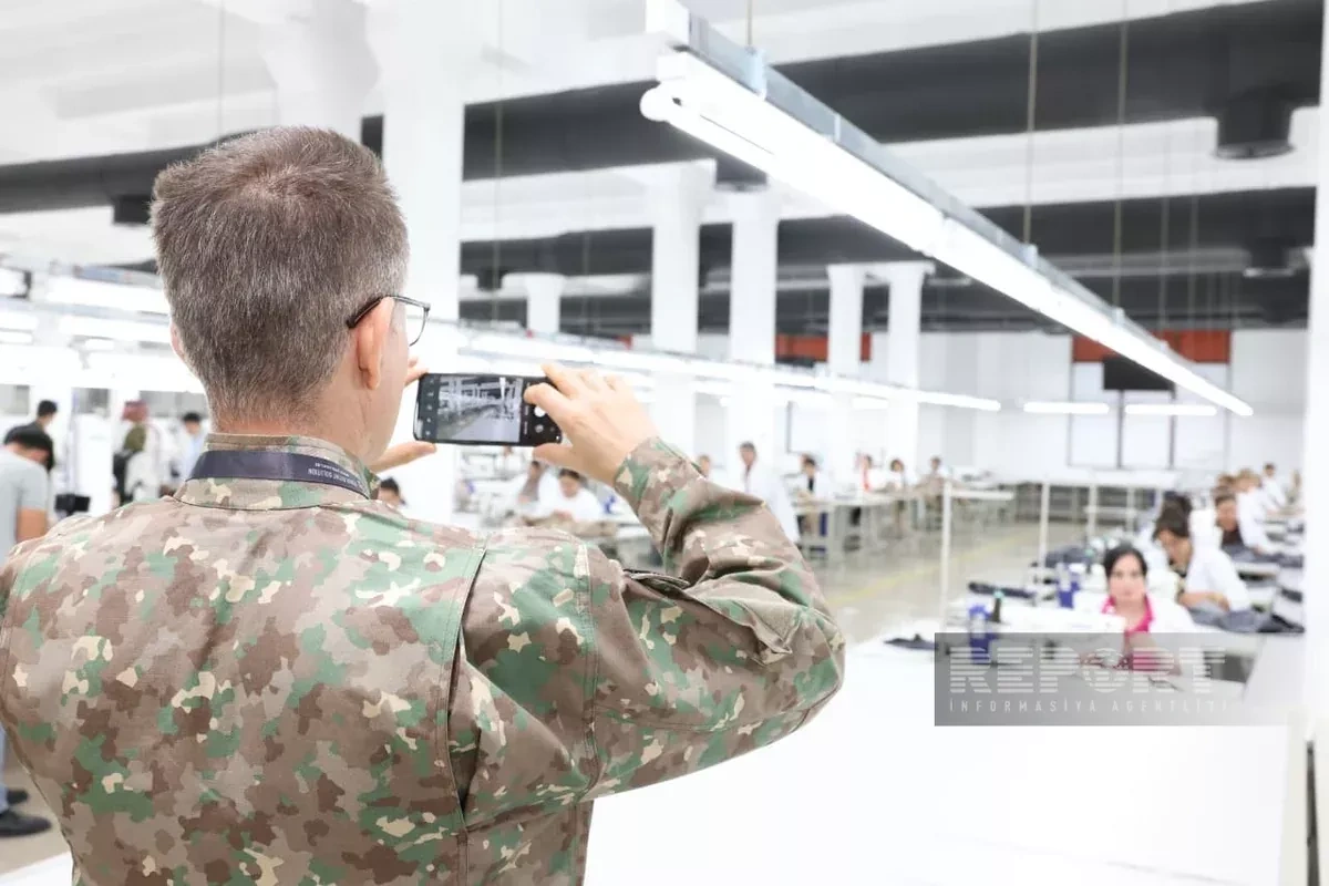 Foreign diplomats tour garment factory in Azerbaijan's Khankendi PHOTO