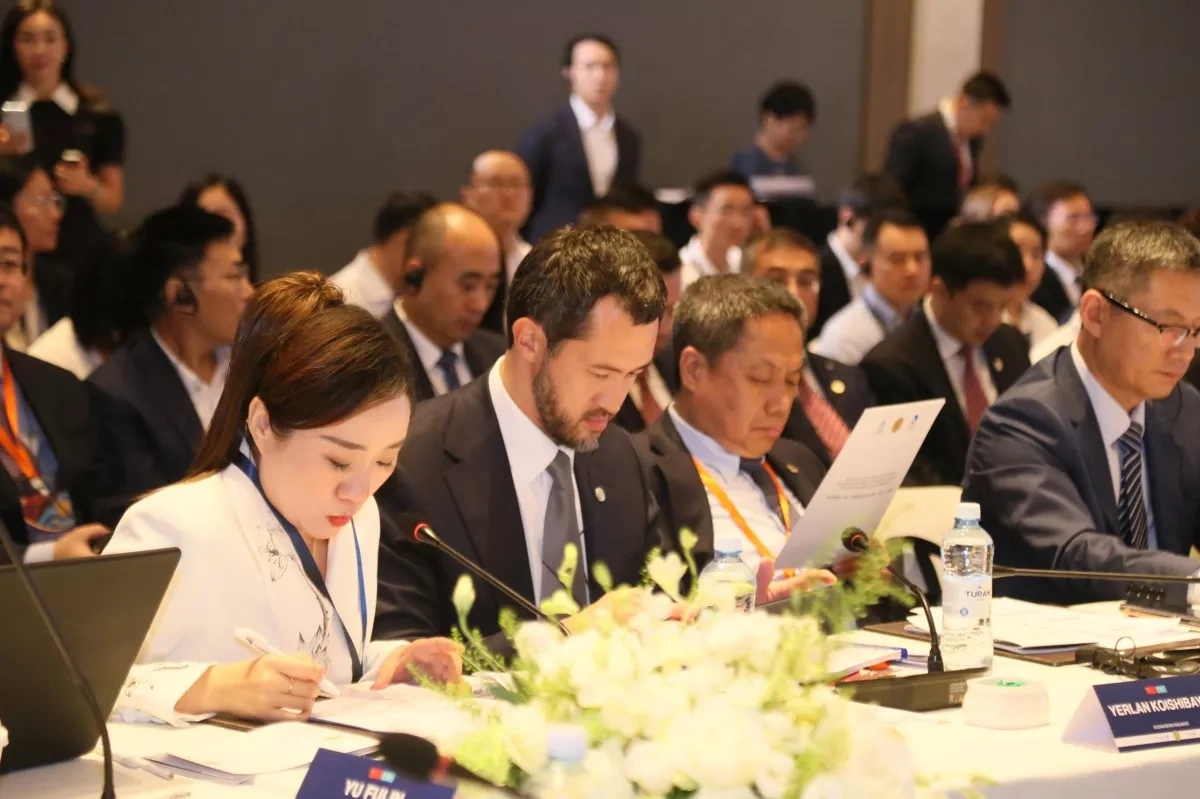 Kazakhstan, China sign agreements worth hundreds of millions of dollars PHOTO