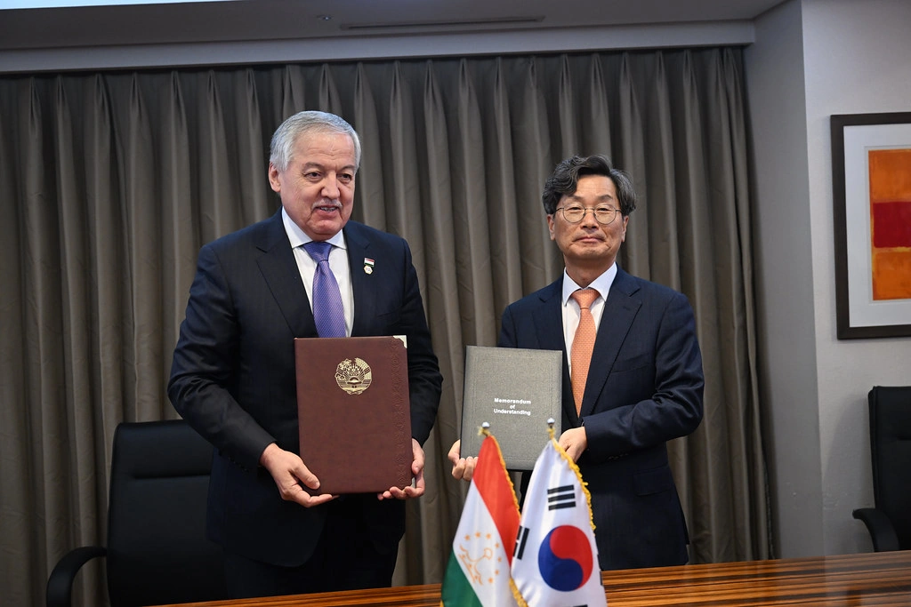 Tajikistan and Korea sign 15 new documents on bilateral cooperation