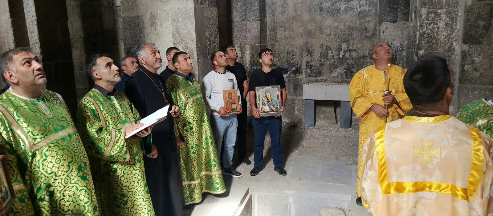 Azerbaijan’s Albanian-Udi community visits Aghoghlan Monastery in Lachin (PHOTO)