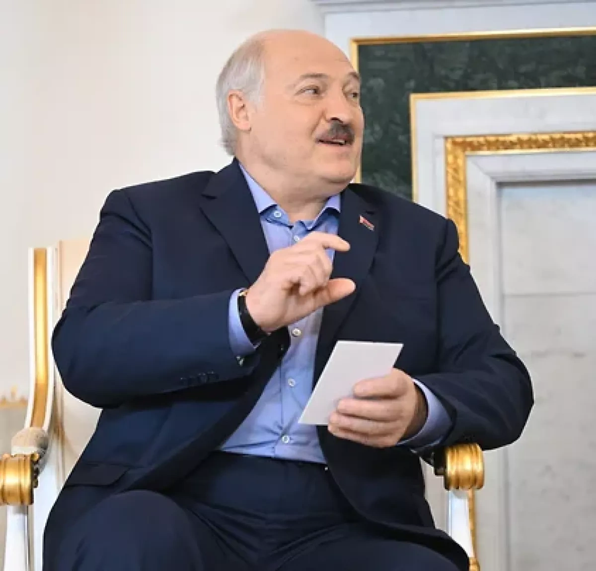 Lukashenko calls on Trump to use his “most formidable weapon” — Melania