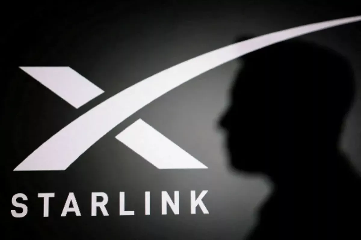 Former PM Bennett says Israel smuggled Starlink devices into Iran