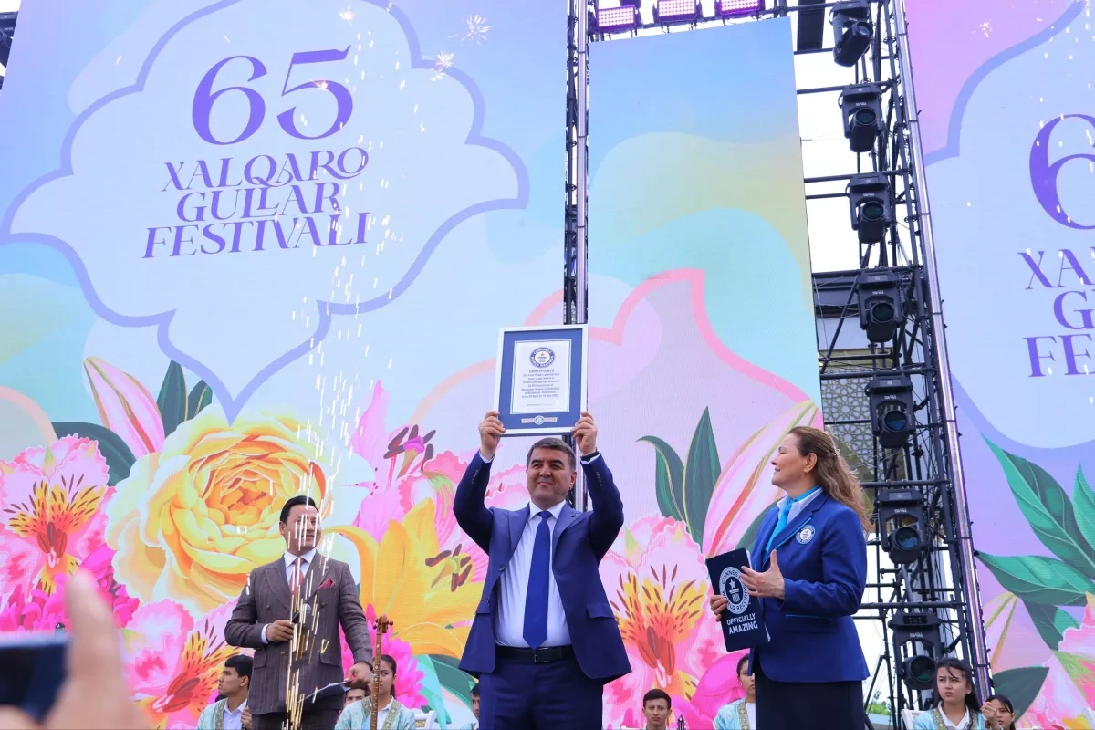 Uzbekistan breaks world record for largest team flower planting effort