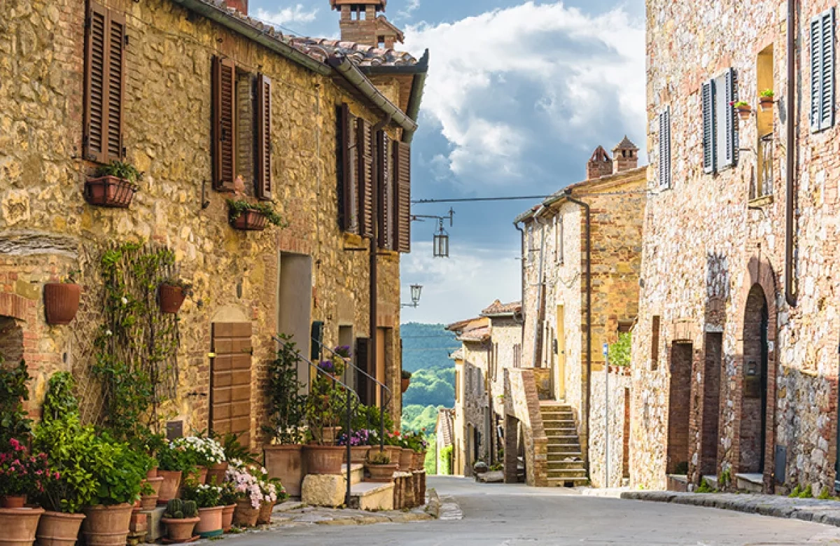 Italy launches €1 home scheme to revive depopulated mountain villages