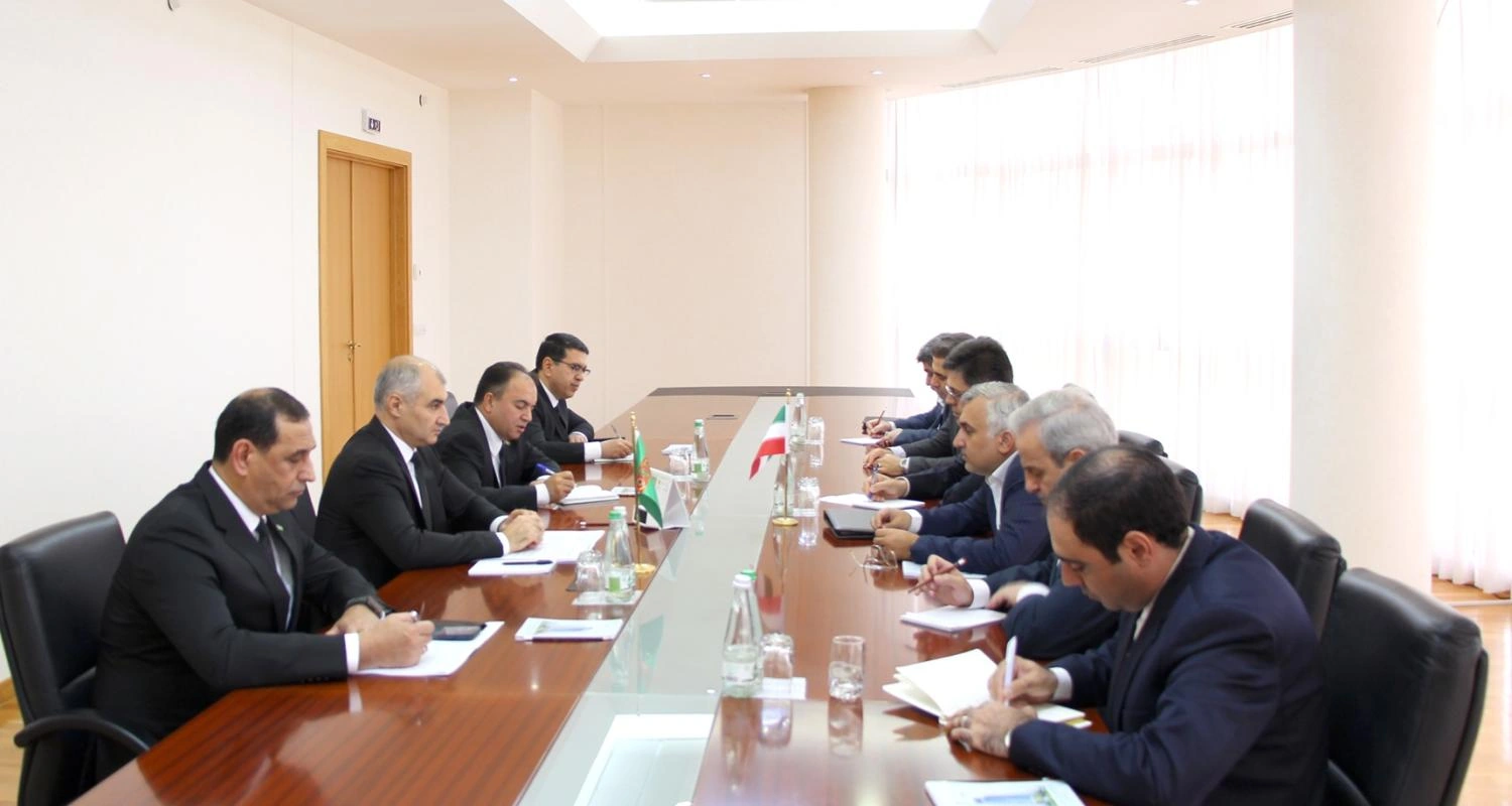 Turkmenistan, Iran discuss expanding trade and energy cooperation