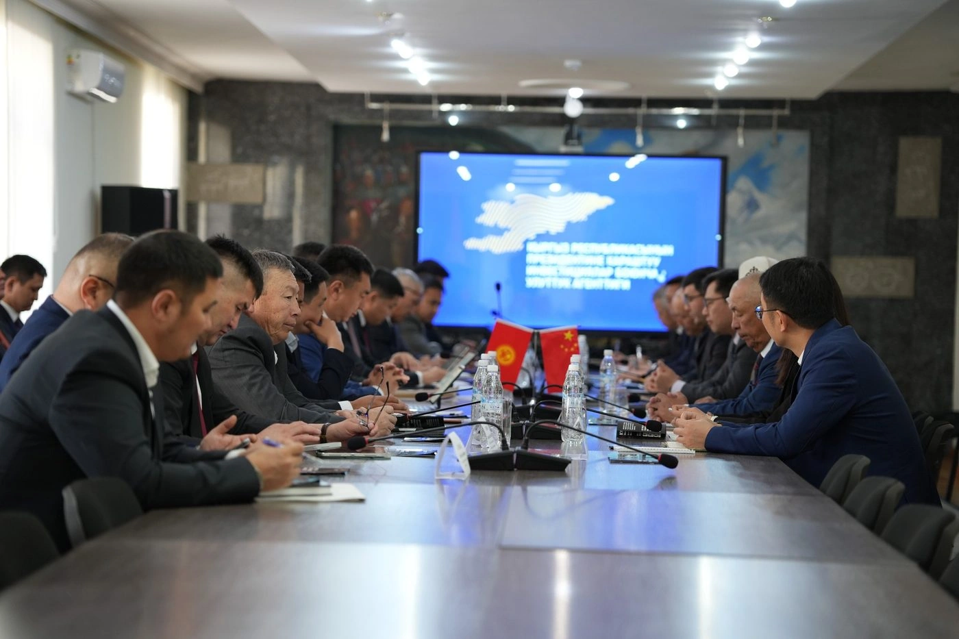 Kyrgyzstan, PowerChina discuss joint green investment projects