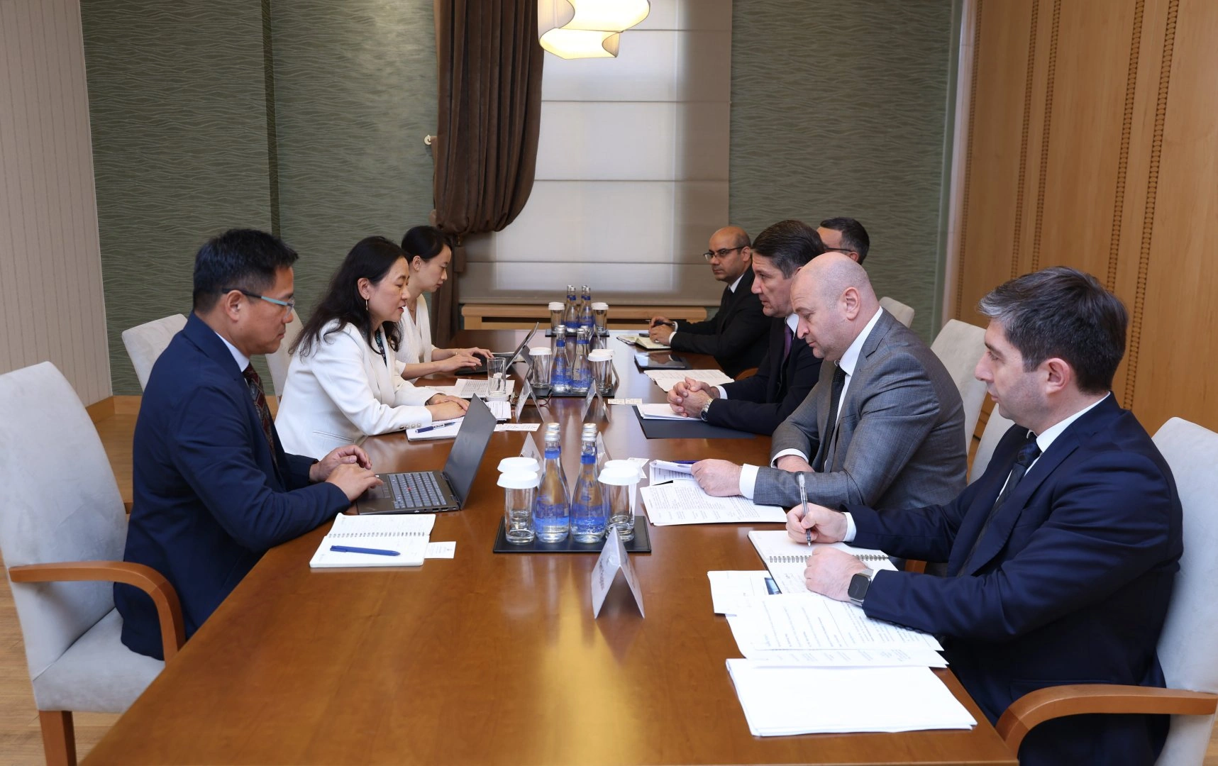 AIIB eyes expanded co-op opportunities with Azerbaijan's Finance Ministry (PHOTO)
