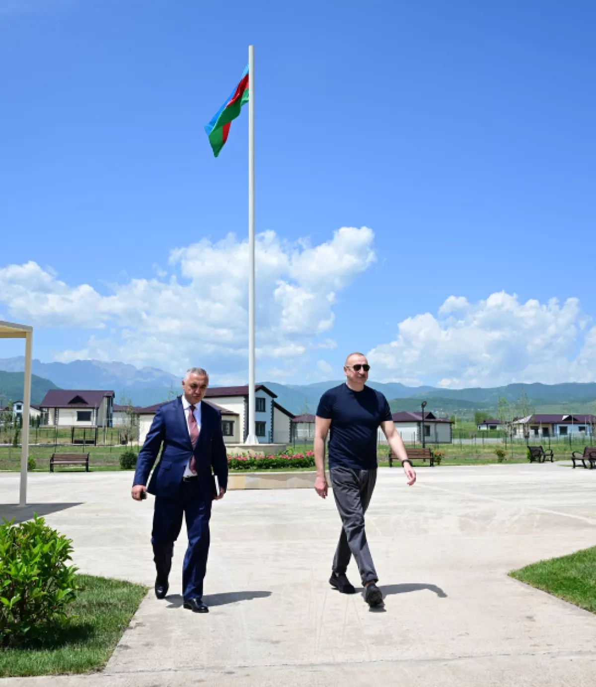 President Aliyev views renovated homes for servicemen in Khojaly PHOTO