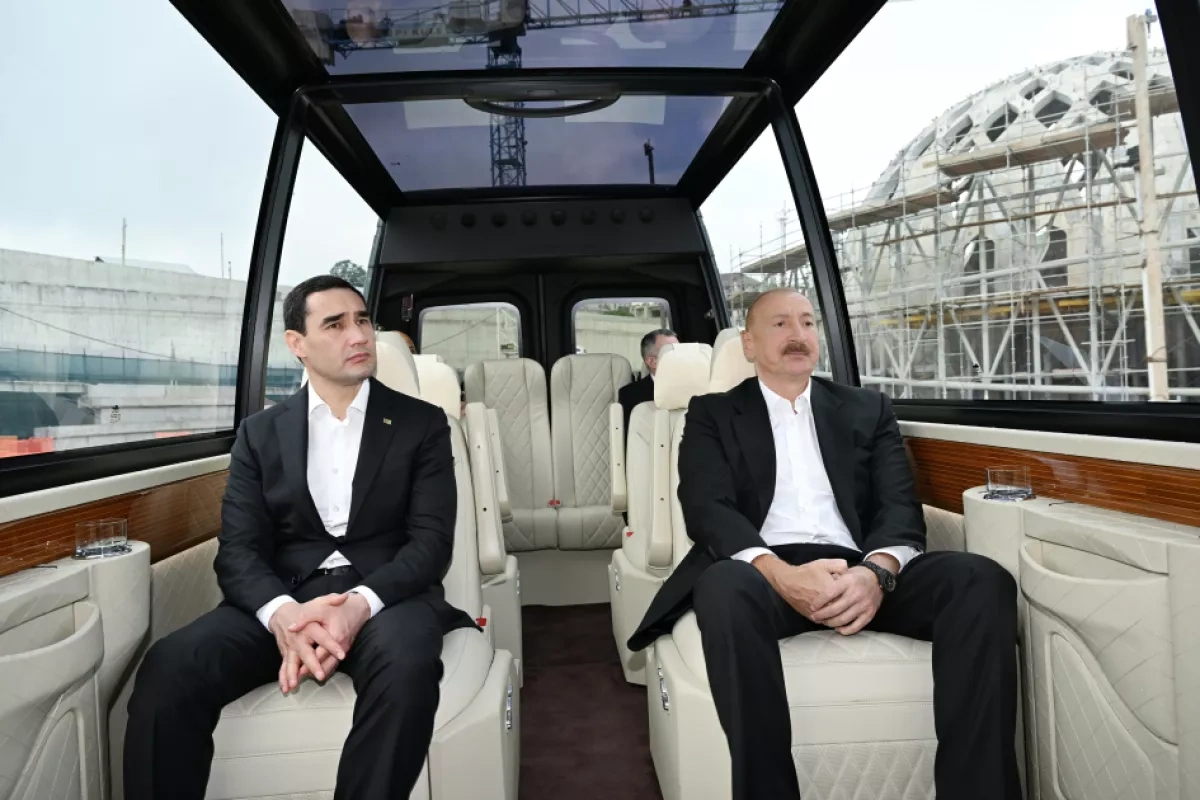 Azerbaijani, Turkmen presidents assess ongoing construction at Shusha mosque complex PHOTO