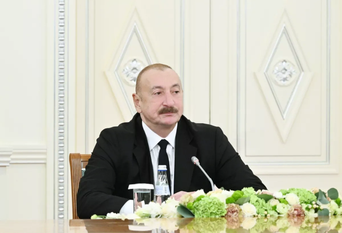 President Aliyev shares footage from visit to mausoleum in Uzbekistan VIDEO