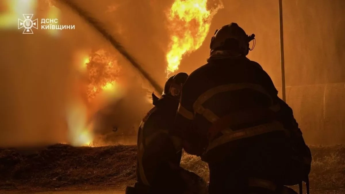 Blasts trigger major fire at industrial facility in Kyiv region PHOTO