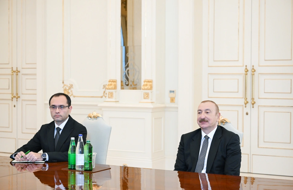 President Ilham Aliyev receives John Deere President for Central Asia and CIS countries (PHOTO)