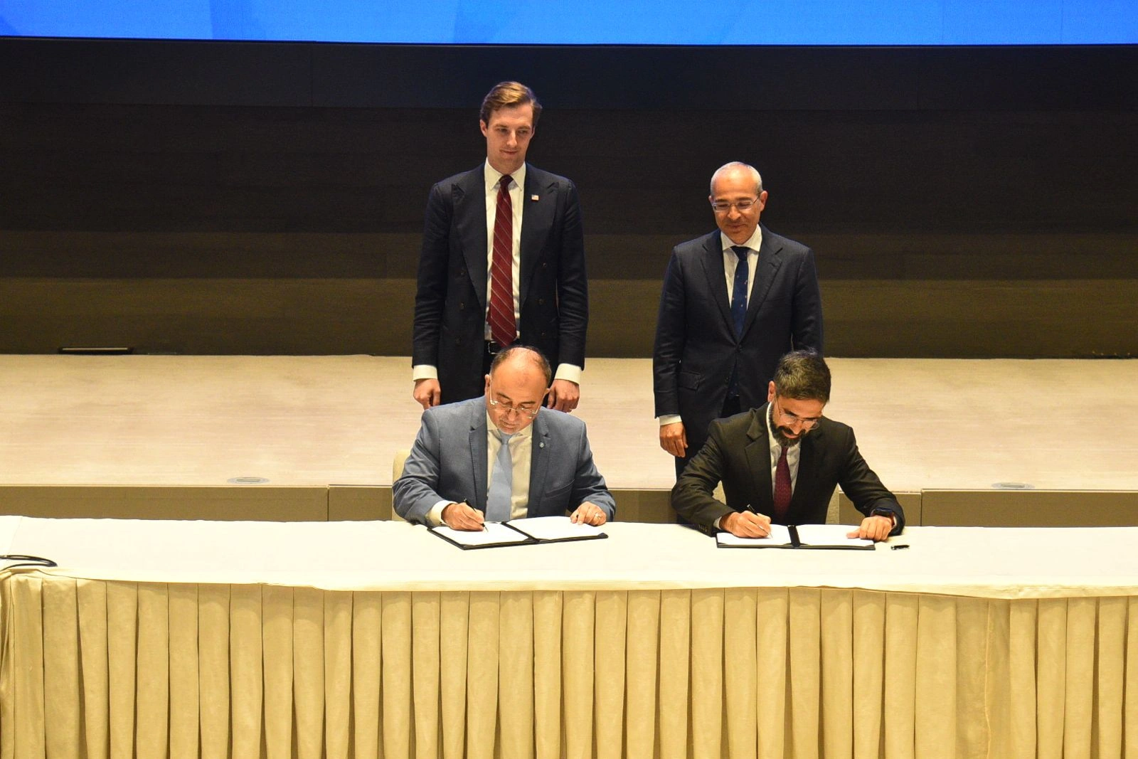 Baku hosts first meeting of Azerbaijan-U.S. economic dialogue (PHOTO)