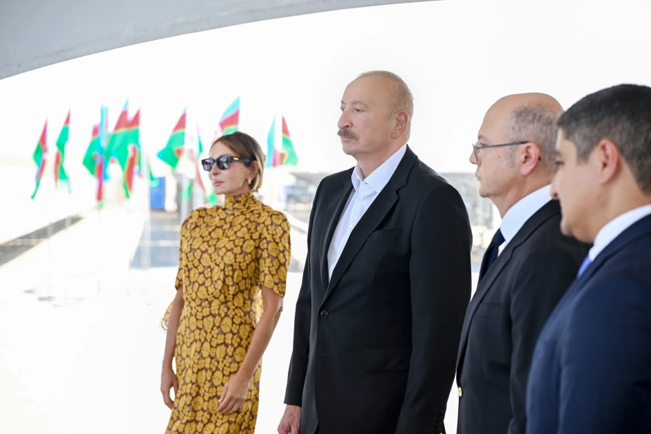 President Ilham Aliyev, First Lady Mehriban Aliyeva inspect construction progress of “Shams 1” and “Garbi Ufug” solar power plants in Nakhchivan (PHOTO/VIDEO)
