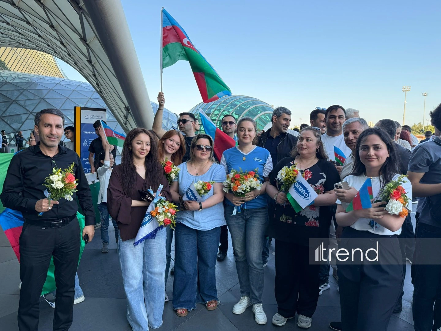 Azerbaijan’s European minifootball champions return home (PHOTO)
