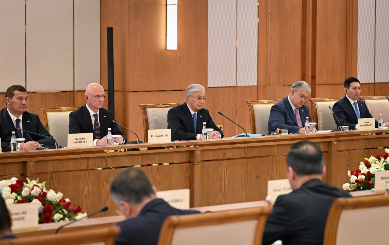 Kazakhstan calls on Turkish companies to join TITR cargo projects