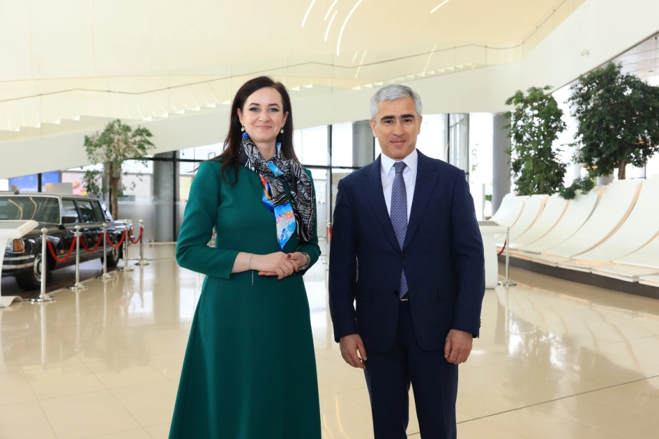 Lithuanian Prime Minister Inga Ruginienė visits Heydar Aliyev Center (PHOTO)