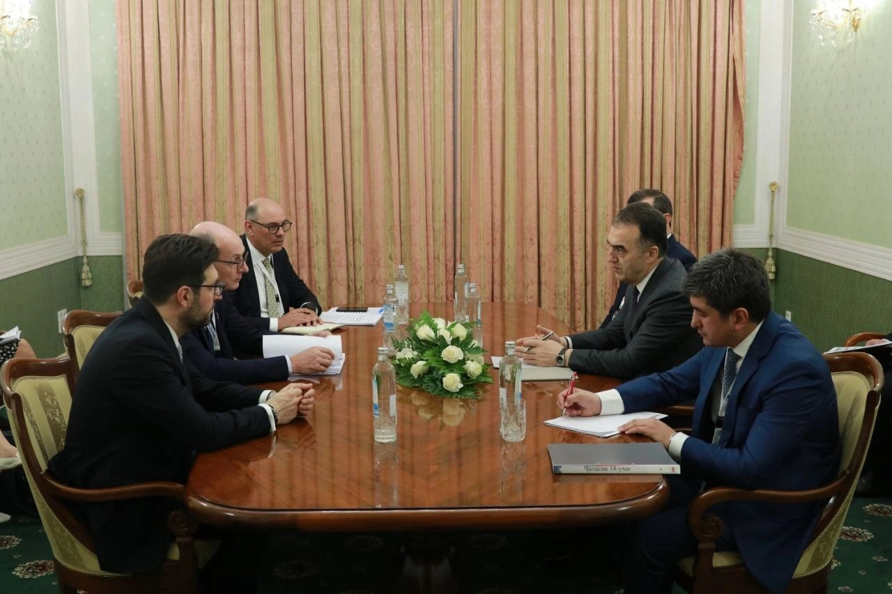 Tajikistan, EBRD discuss major energy infrastructure projects