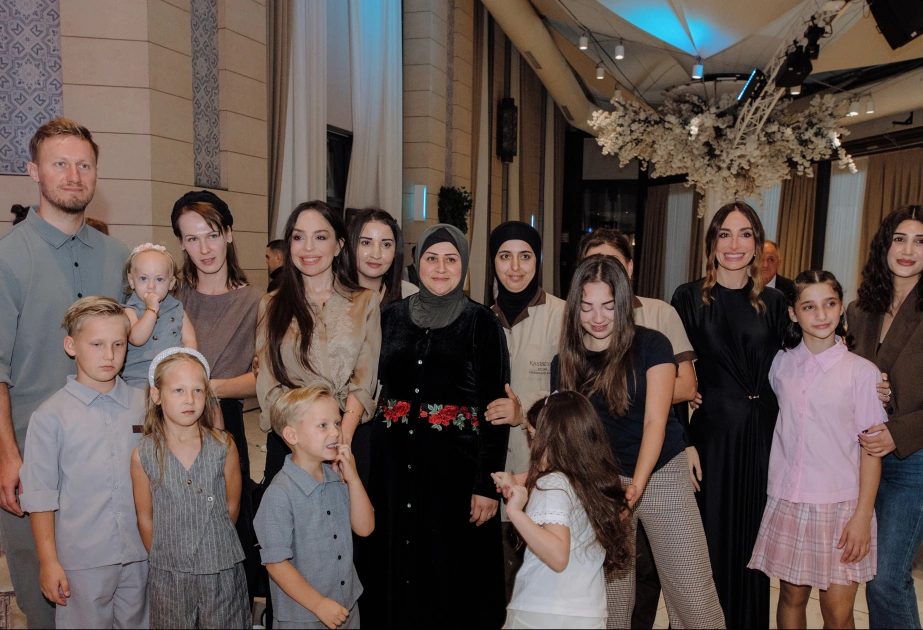 Leyla Aliyeva and Arzu Aliyeva attend concert presented as part of “Aria of Heaven” project (PHOTO)