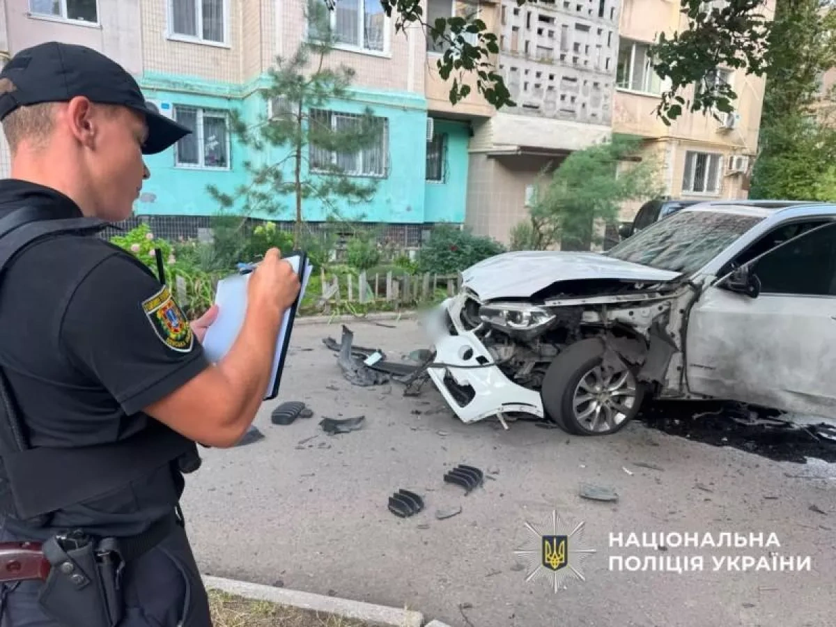 Ukrainian navy officer injured in car explosion in Odesa VIDEO/UPDATED