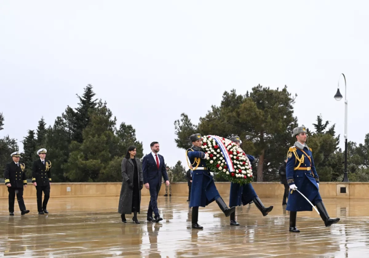 US Vice President Vance visits Alley of Martyrs in Azerbaijan