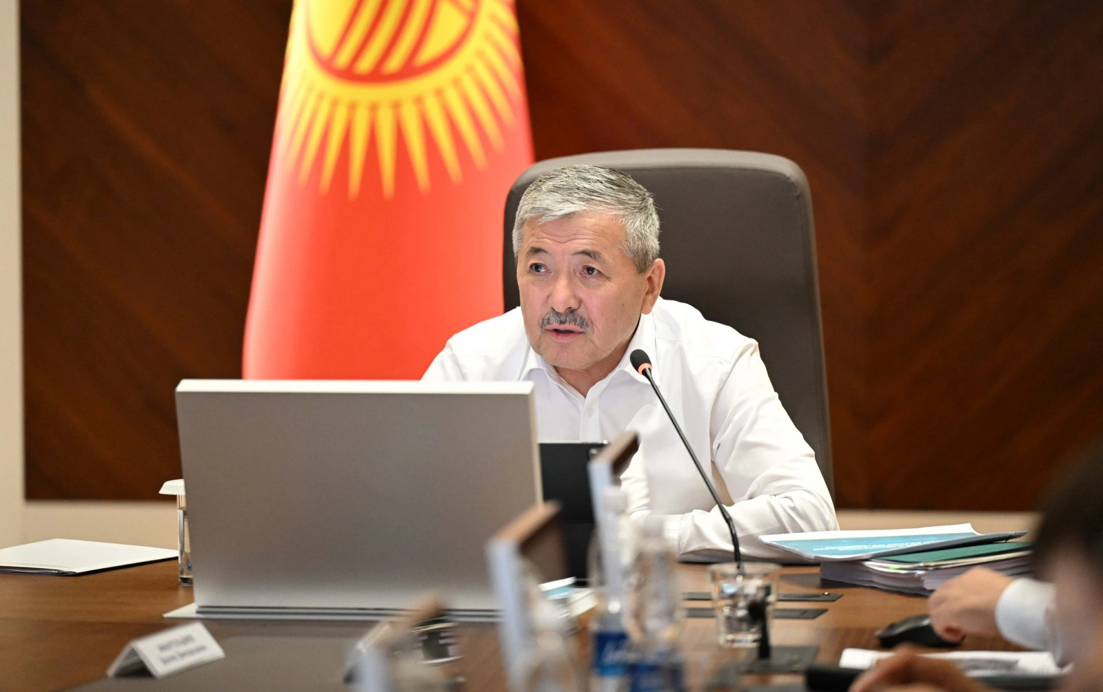 Kyrgyz government to review agencies' performance under 2026 action plan