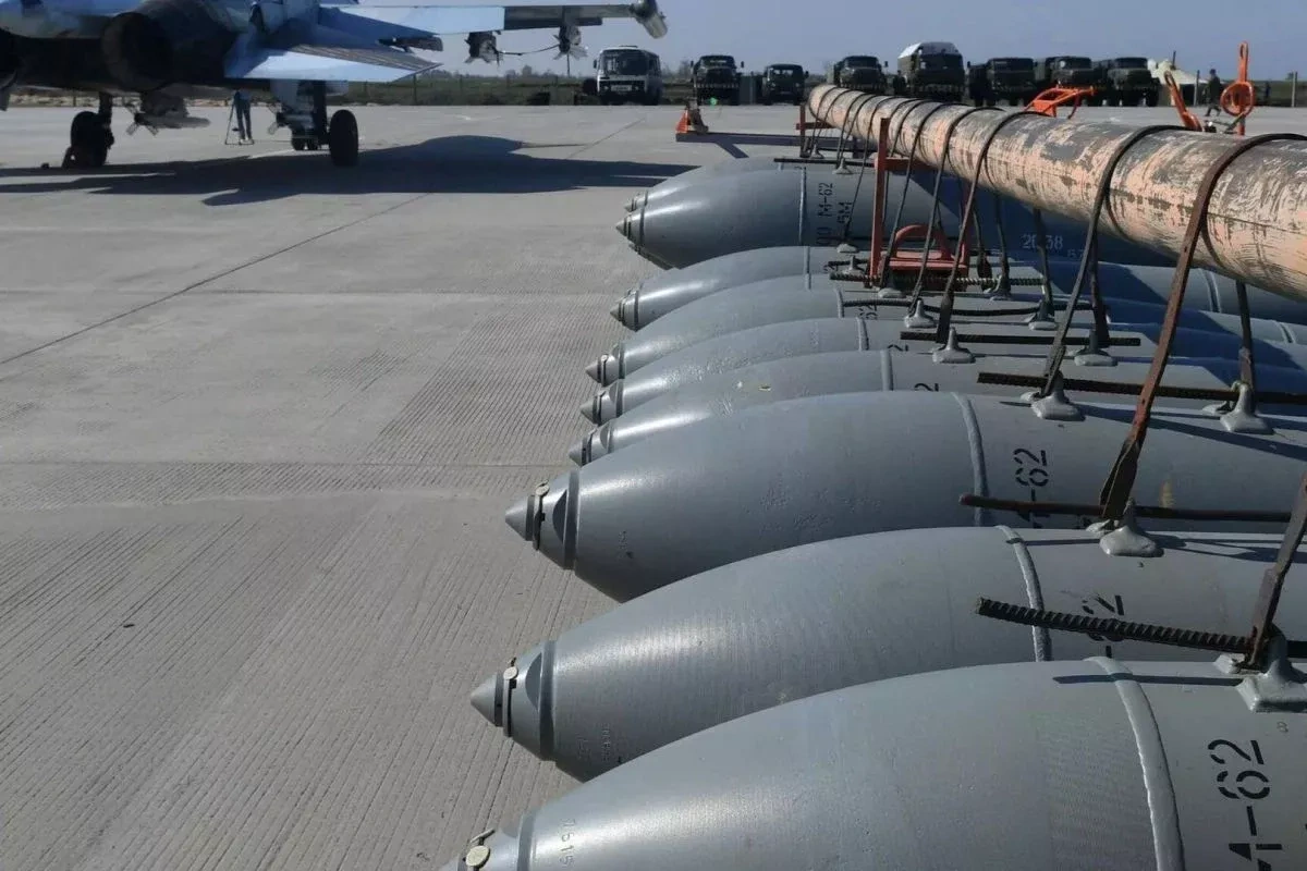 Media: Russian bombs keep falling on Belgorod, occupied Ukraine