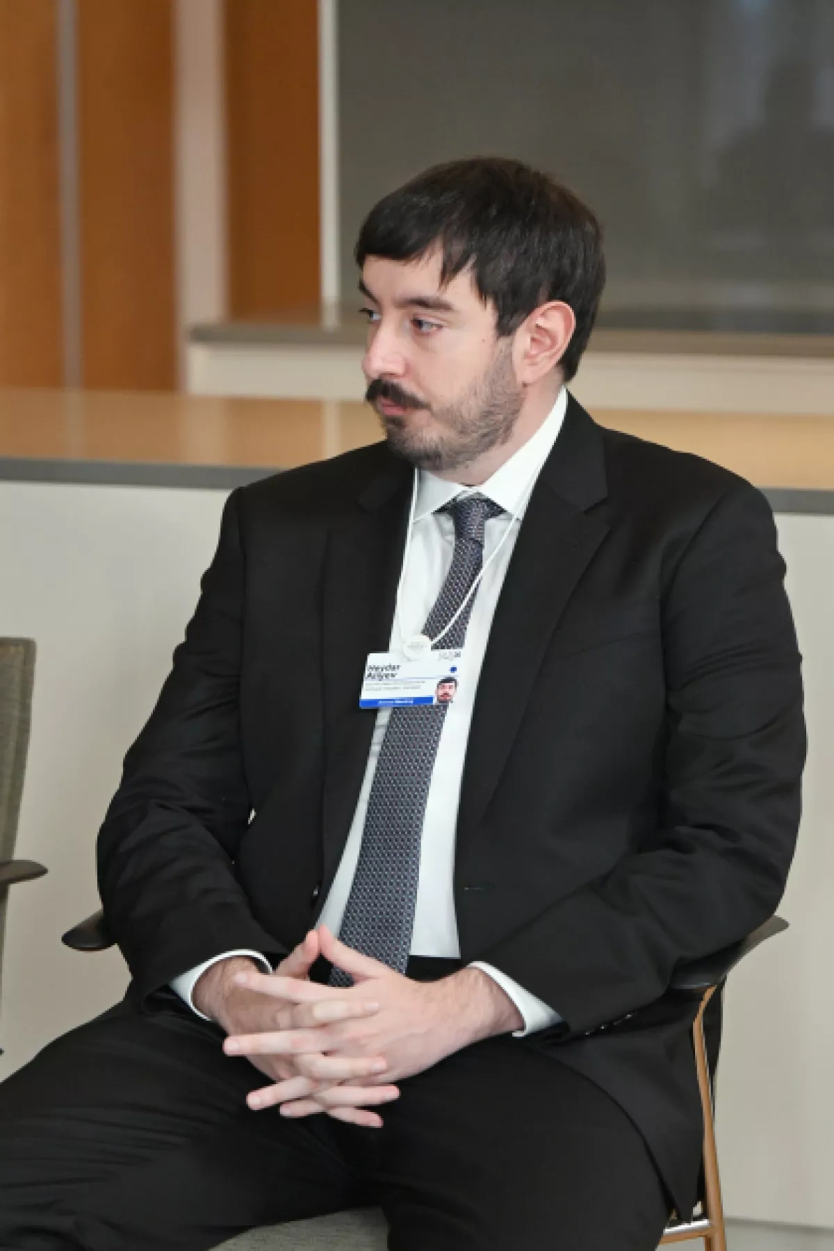 Azerbaijan eyes expansion in renewable energy during Vestas talks PHOTO