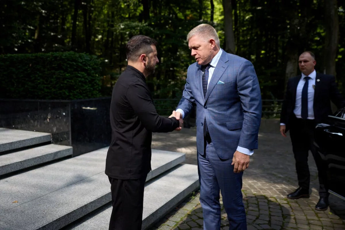Zelenskyy extends Ukraine visit invitation to Fico