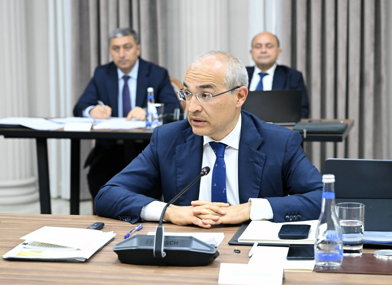 Azerbaijan's prime minister holds meeting and adopts new decision (PHOTO)