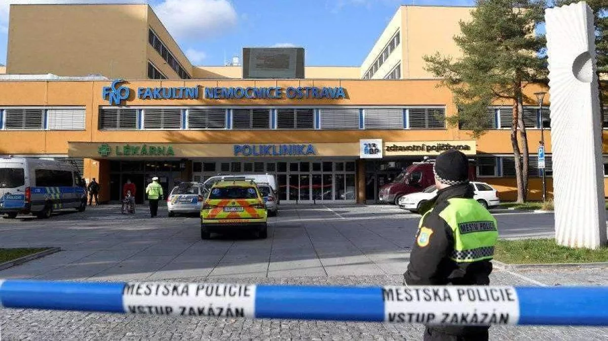 Czech police evacuate 240 people from hospital over bomb threat