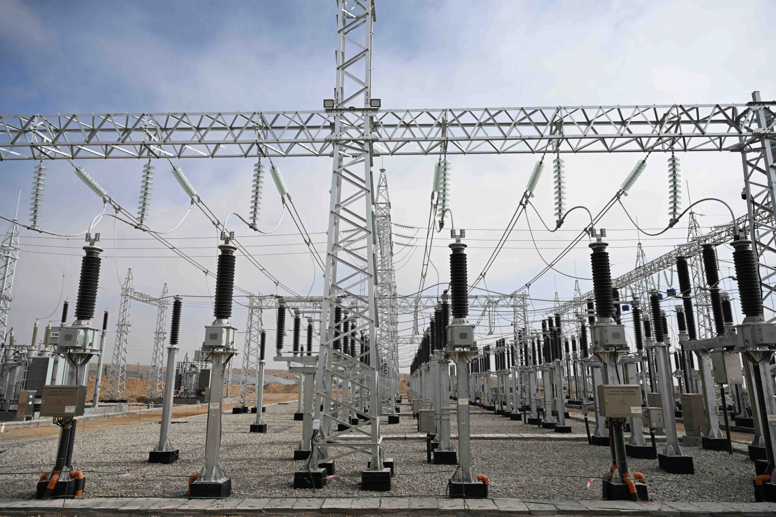Kyrgyzstan, Russia ink energy deal to elevate sector to new level