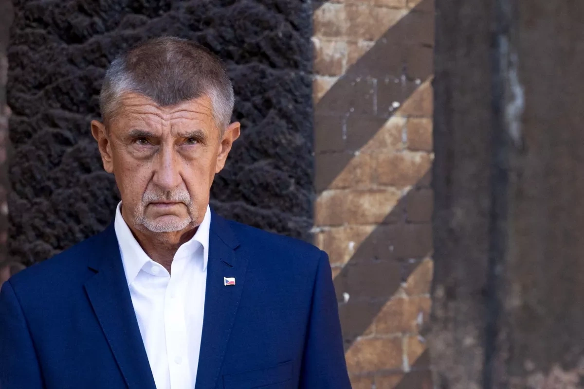 Czech PM offers covert radar system to secure Strait of Hormuz