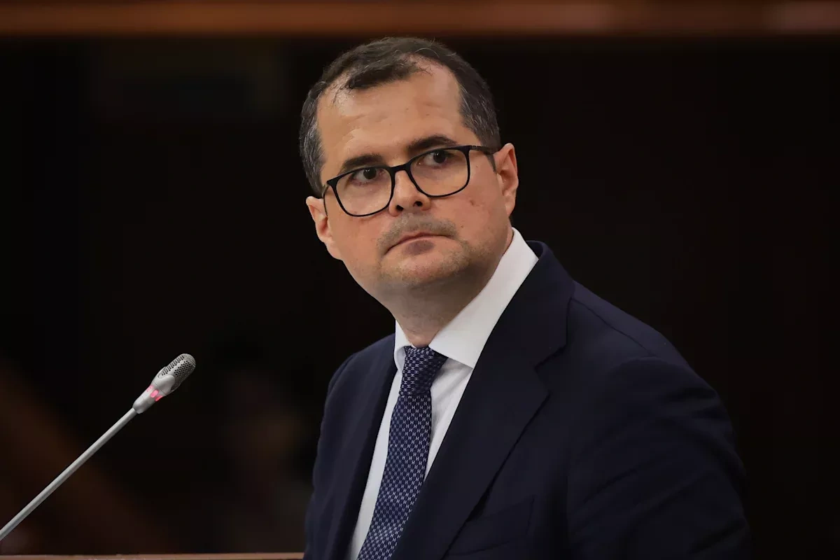 Moldovan PM calls for end to unnecessary “business trips”