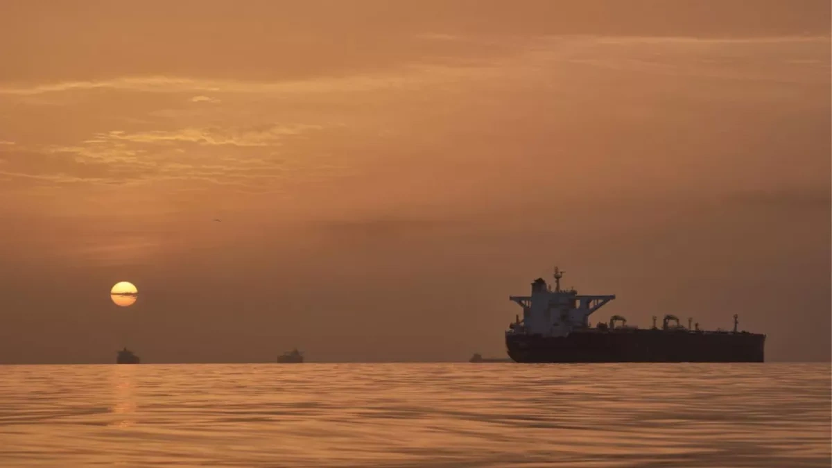 Iran detains cargo ship over oil pollution in Persian Gulf