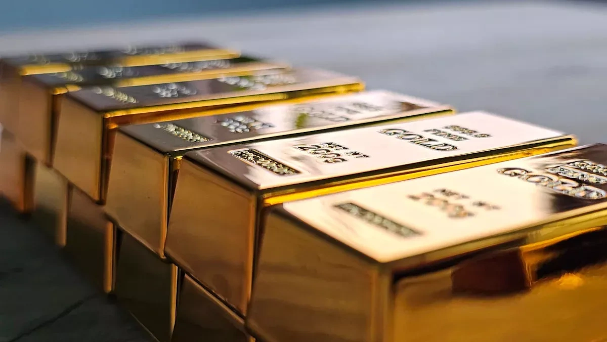 Gold futures break above $4,500 per ounce for first time since June