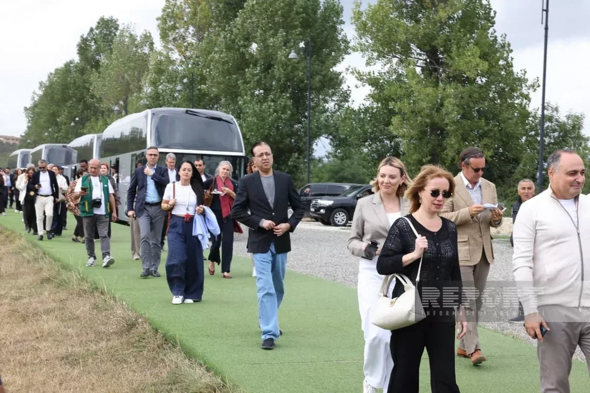Foreign diplomats visit Jidir Plain in Azerbaijan’s Shusha PHOTO