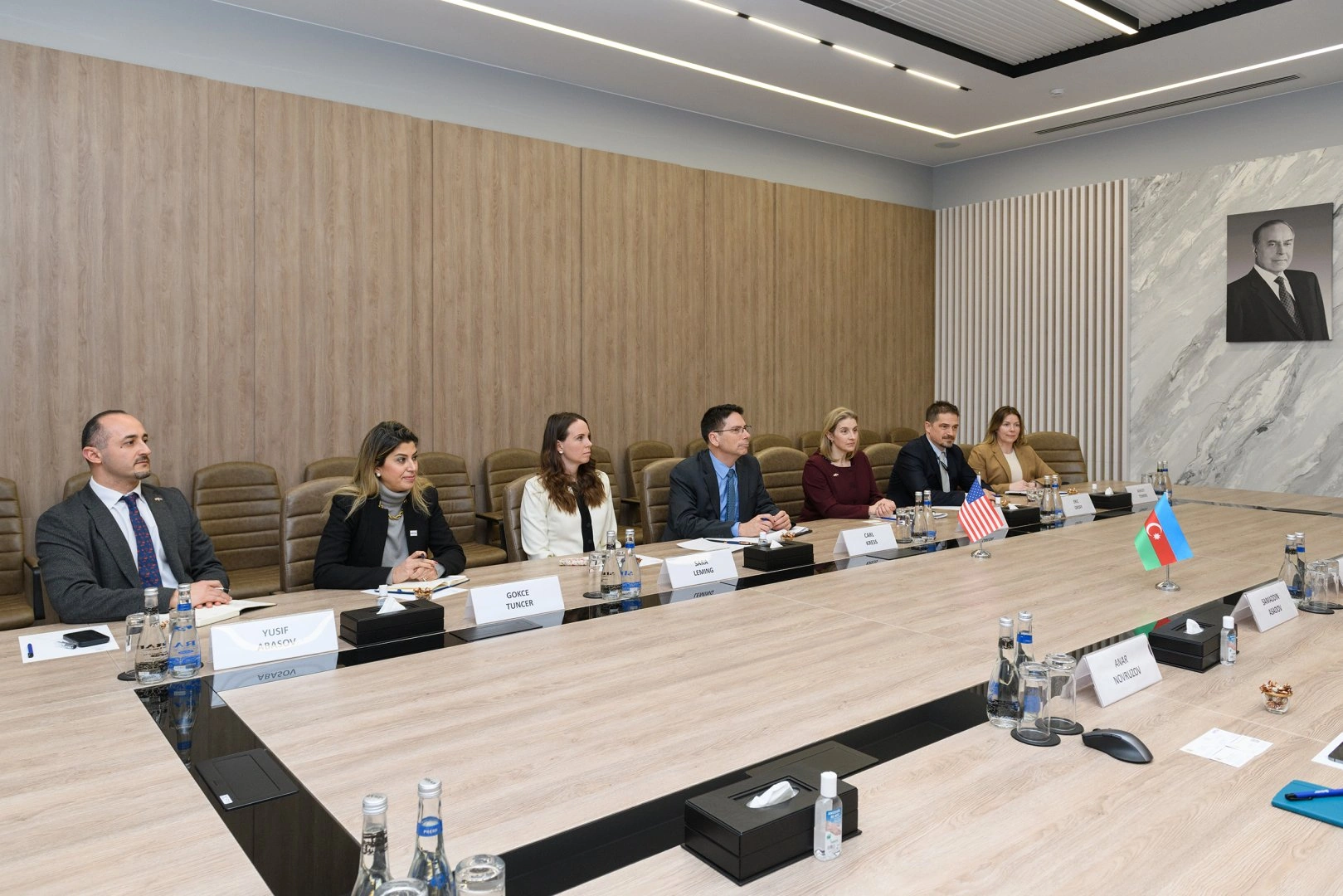 Azerbaijan, U.S. discuss cooperation on data center construction (PHOTO)