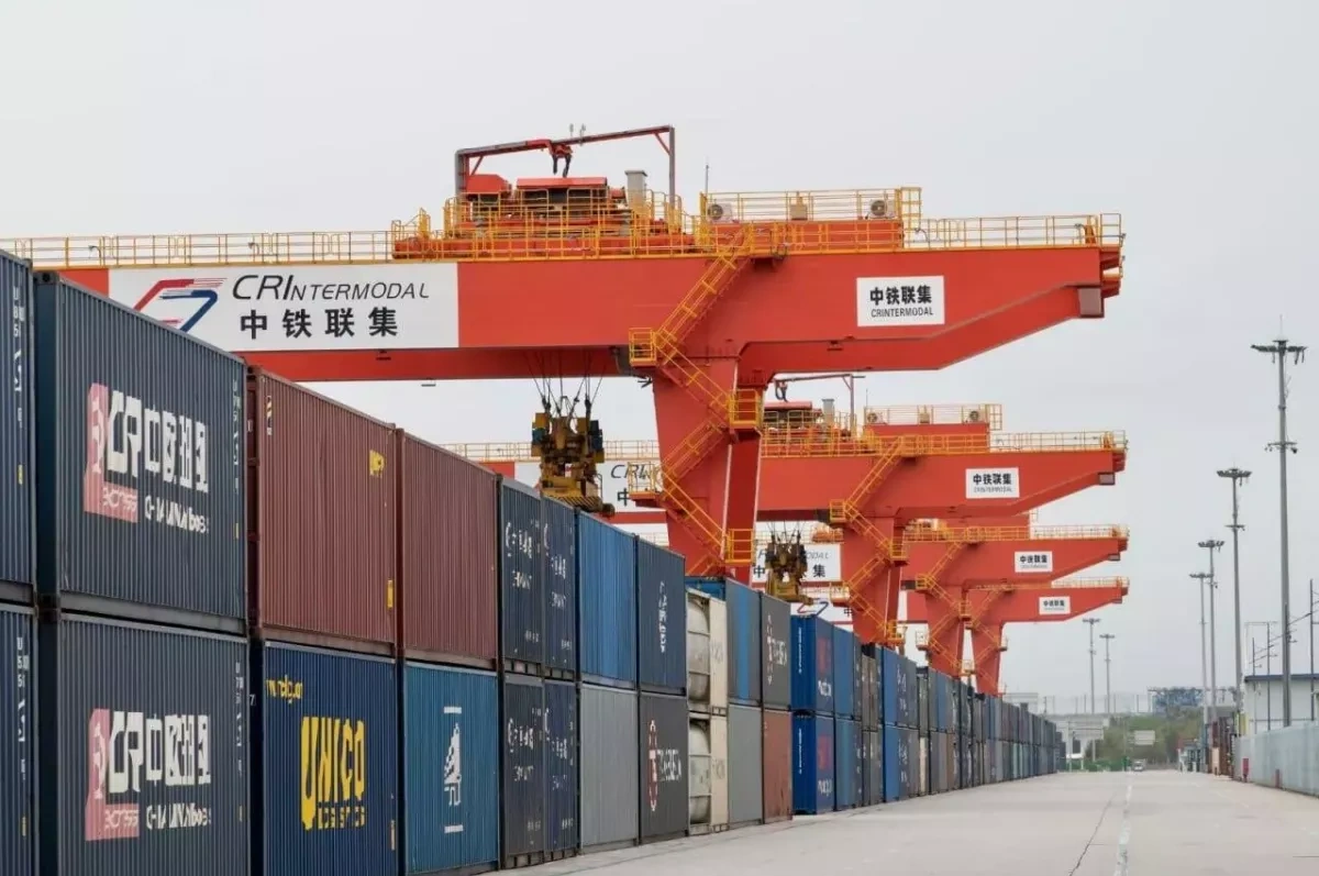 Kazakhstan, Uzbekistan agree to expand Middle Corridor freight traffic