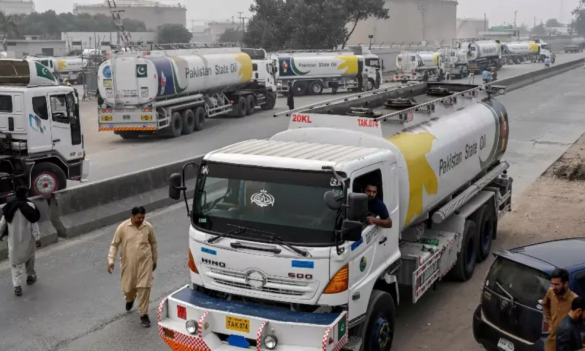Pakistan leverages transit potential amid looming energy crunch