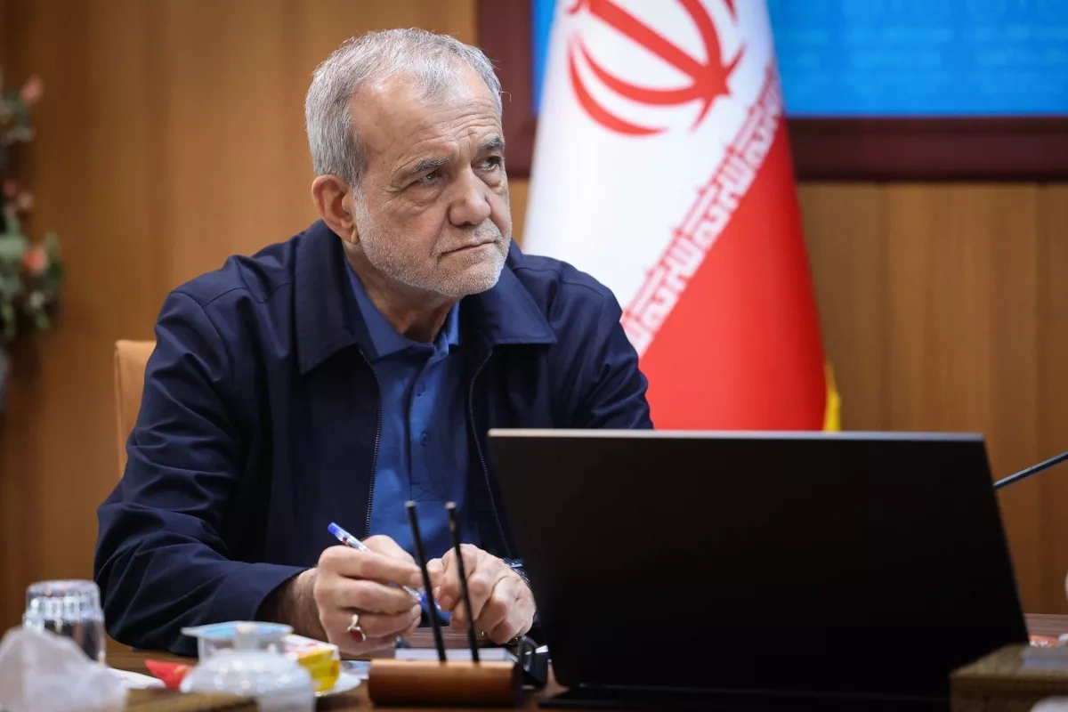 Pezeshkian says war benefits no one, calls for negotiation over conflict
