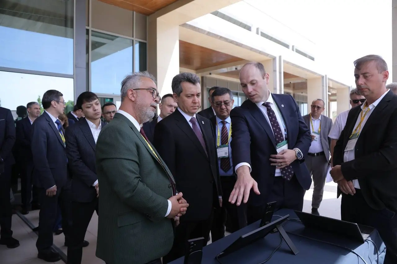 Uzbekistan, U.S.-based Viasat explore co-op in satellite tech and digital infrastructure